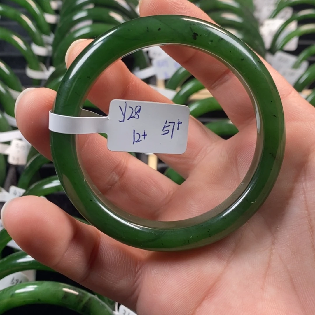 和田玉（碧玉）未镶嵌手镯57