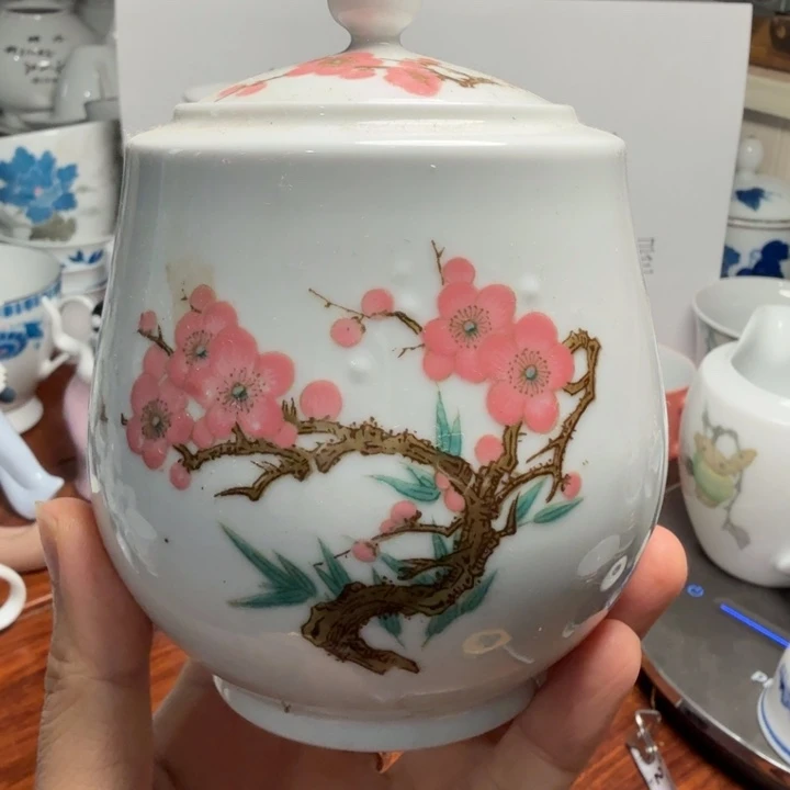 醴陵釉下五彩茶叶罐有嗑瑕疵