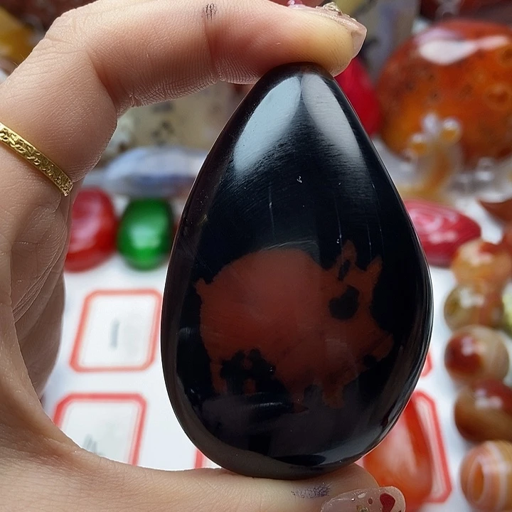 玛瑙/玉髓未镶嵌珠宝奇石