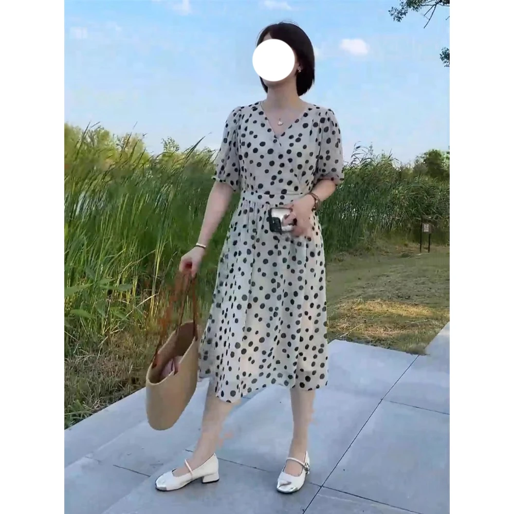 法式高端V领短袖波点连衣裙女2025夏季新款小个子气质显瘦中长裙