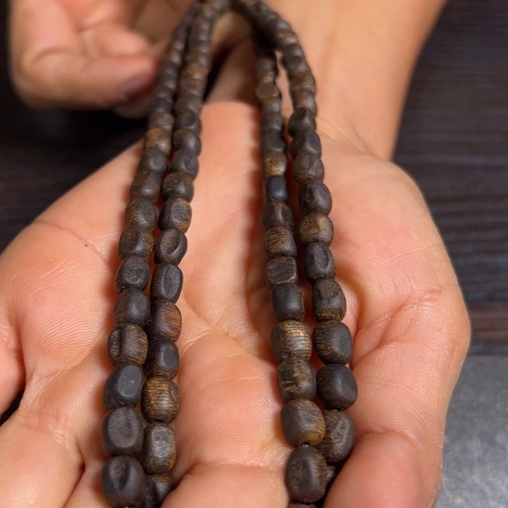 沉香手串红土乌身留疤沉水21克卡6多样性发1条