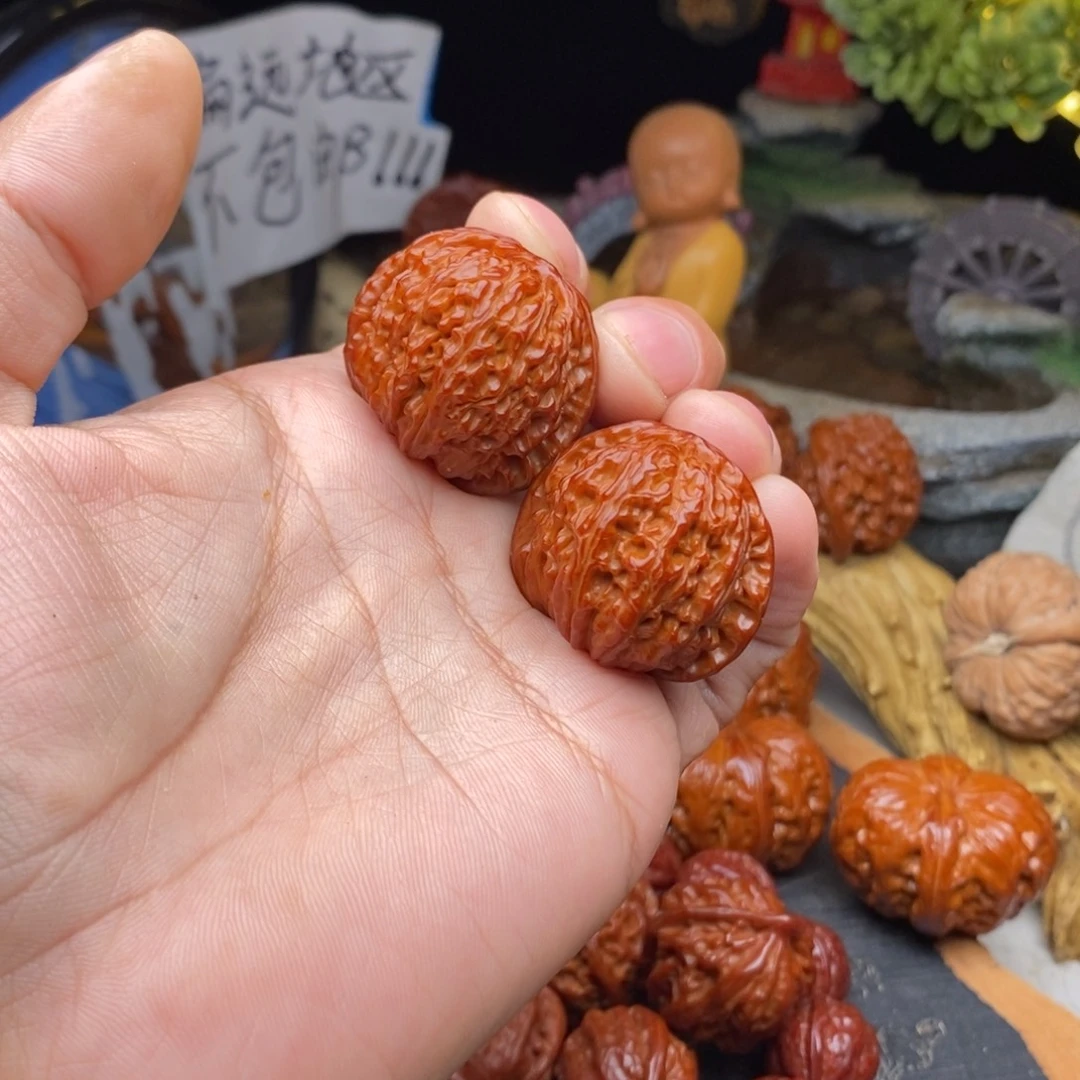 水***天把件文玩核桃白狮子