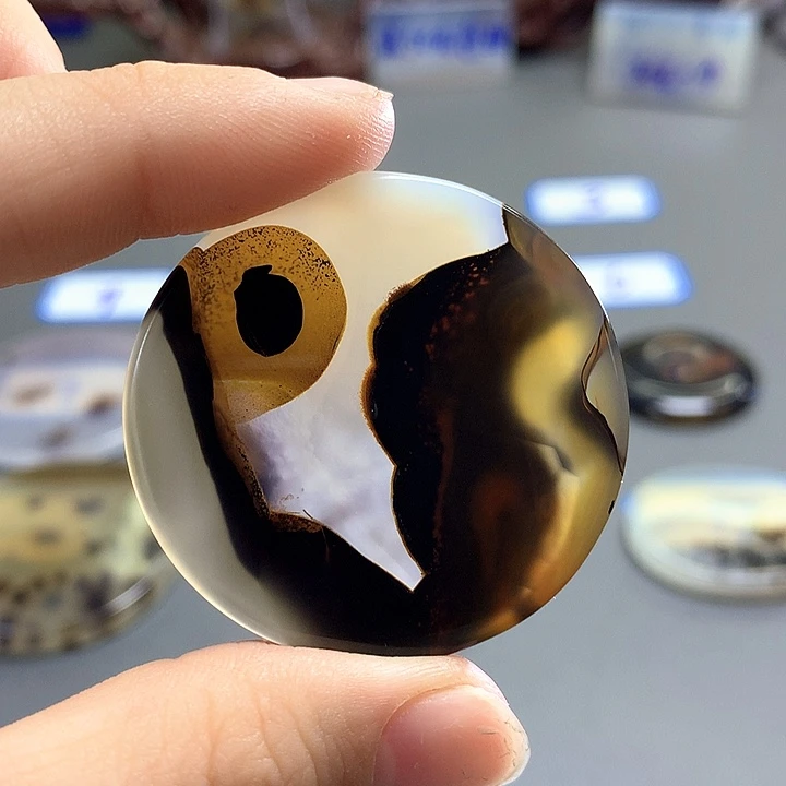 未镶嵌颈饰玛瑙/玉髓