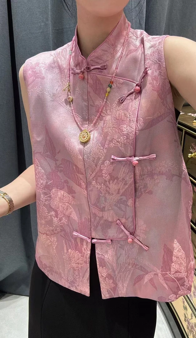 9311 粉色国风两侧扣刺绣马甲