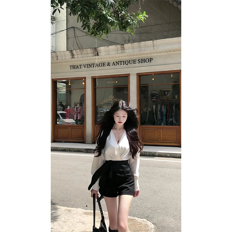 韩系时尚轻职风穿搭白色v领宽松气质长袖衬衫女秋季高腰显瘦短裤
