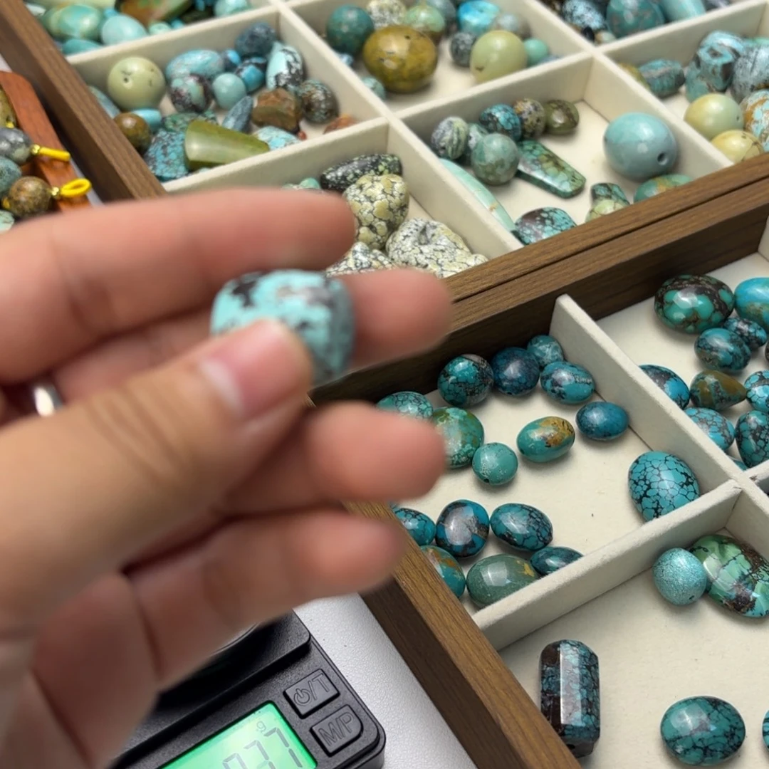 南红玛瑙未镶嵌绿松石