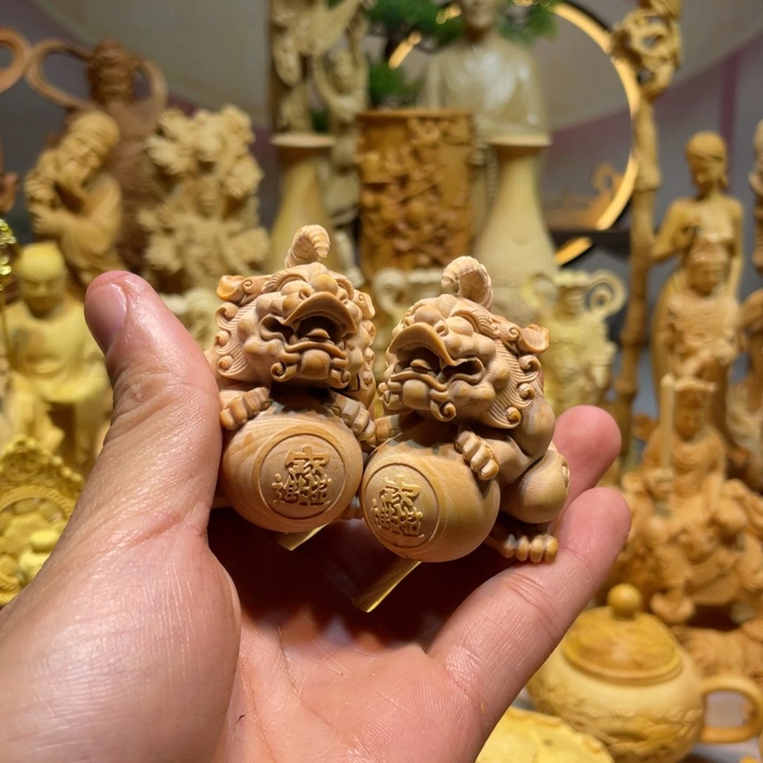 黄杨木任*行小叶一对貔貅瑕疵