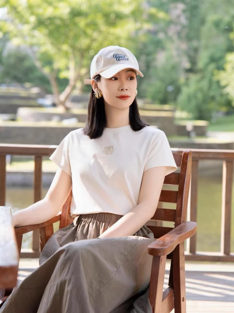夏季新款绽放系列玫瑰花图案短袖套头T恤1300996