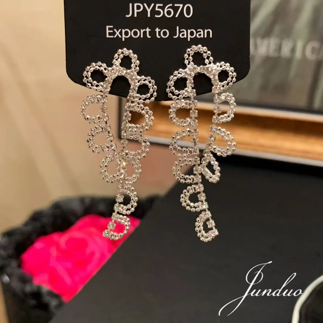 君朵 铜合金合成锆石耳饰 日韩小香风简约耳钉时尚经典耳环耳饰女