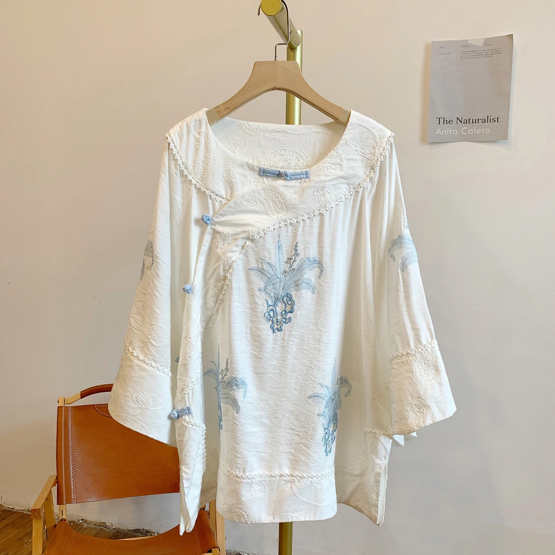 冰兰Y2980刺绣蕾丝边盘扣斜门襟圆领衬衫