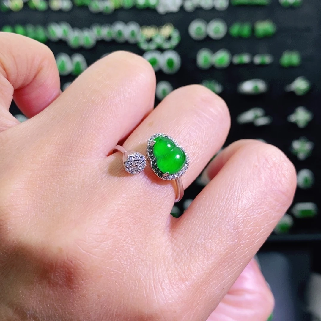 翡翠银S925镶嵌戒指多样性