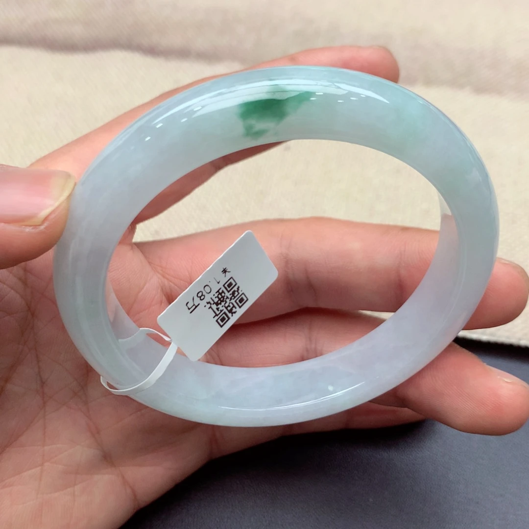 翡翠手镯未镶嵌缅甸翡翠