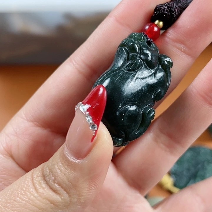 和田玉挂件未镶嵌