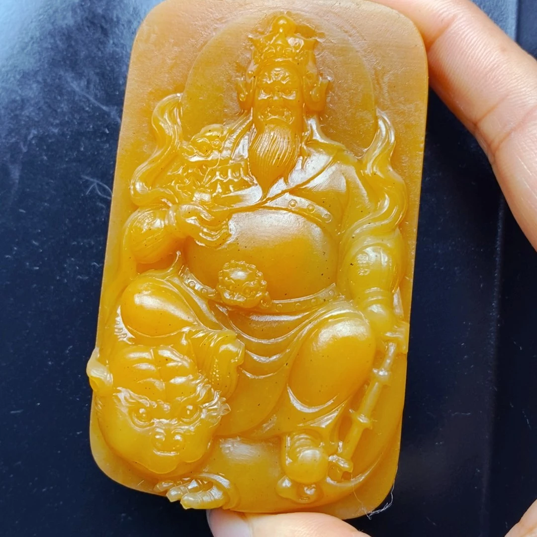 未镶嵌石英质玉（黄龙玉）颈饰