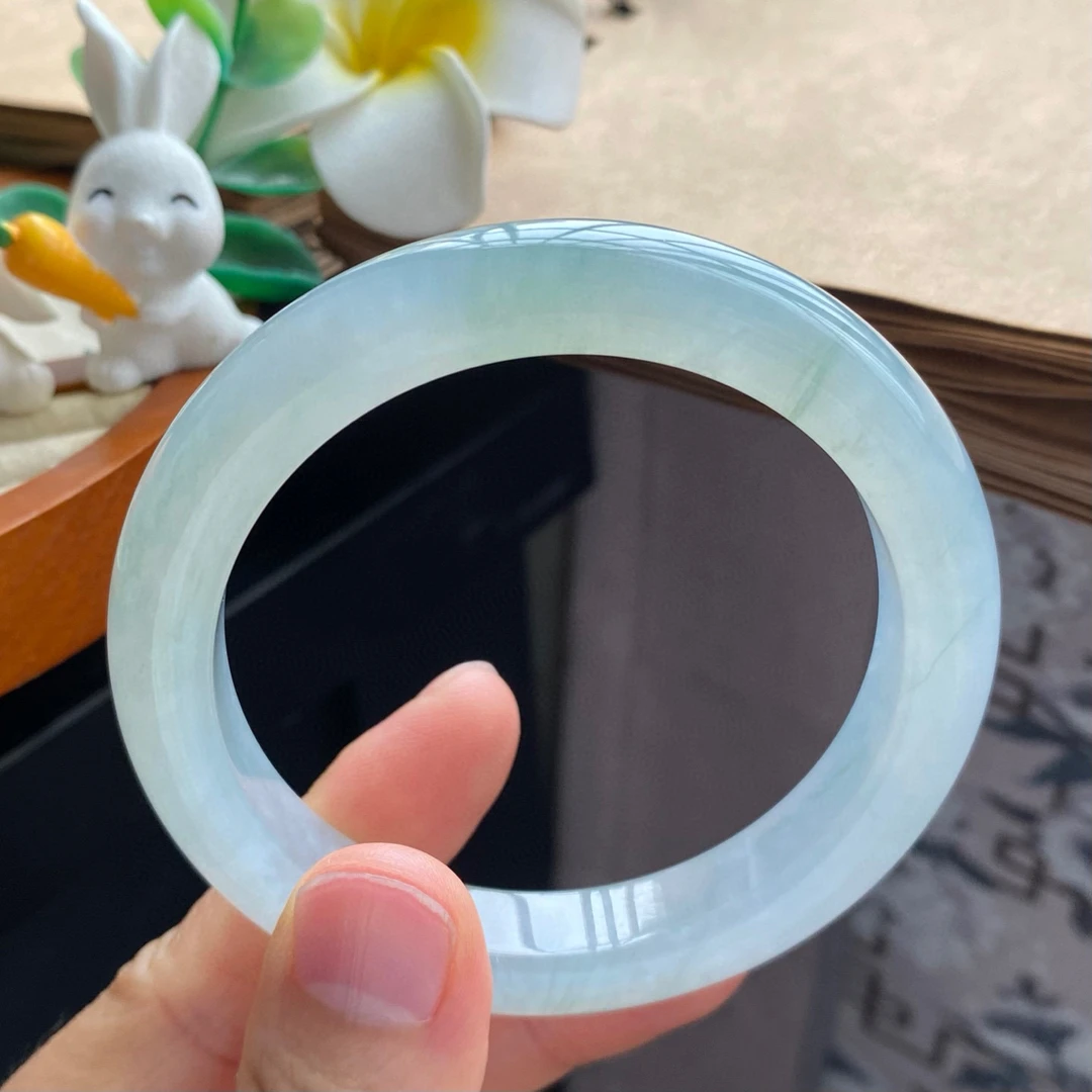 1.19批13336号手镯57.1-10.9-8.8浅绿果冻镯！若隐若现的清新绿丝