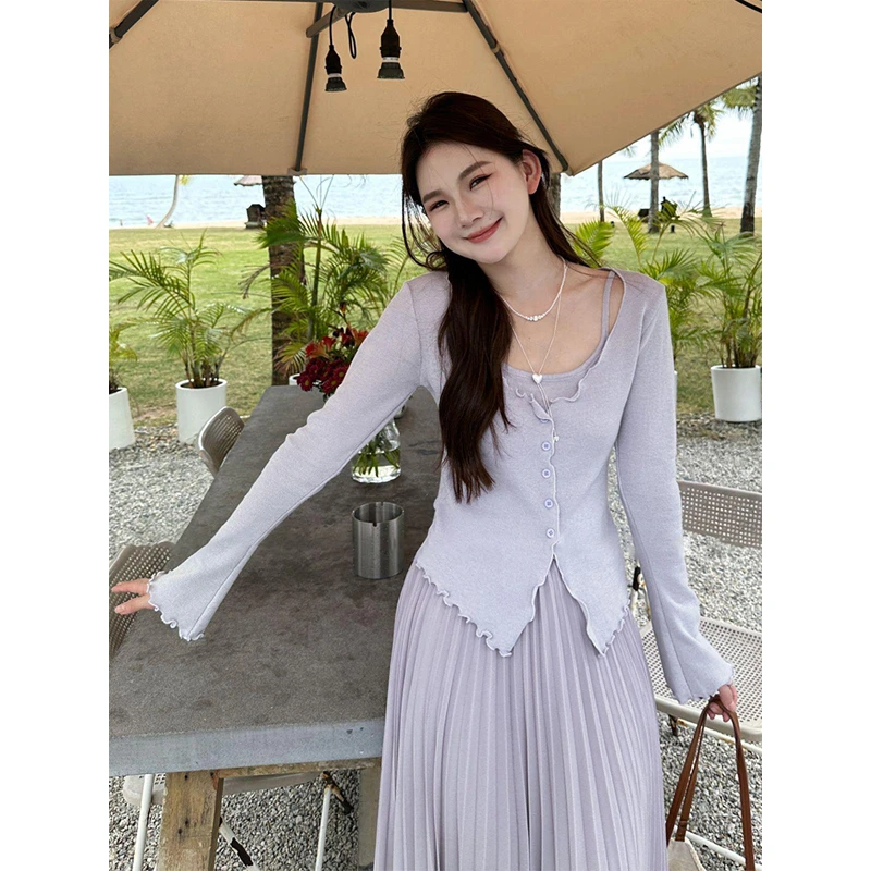 【圆圆脸】2025春季新款假两件木耳边显瘦遮肉上衣甜美简约假两件