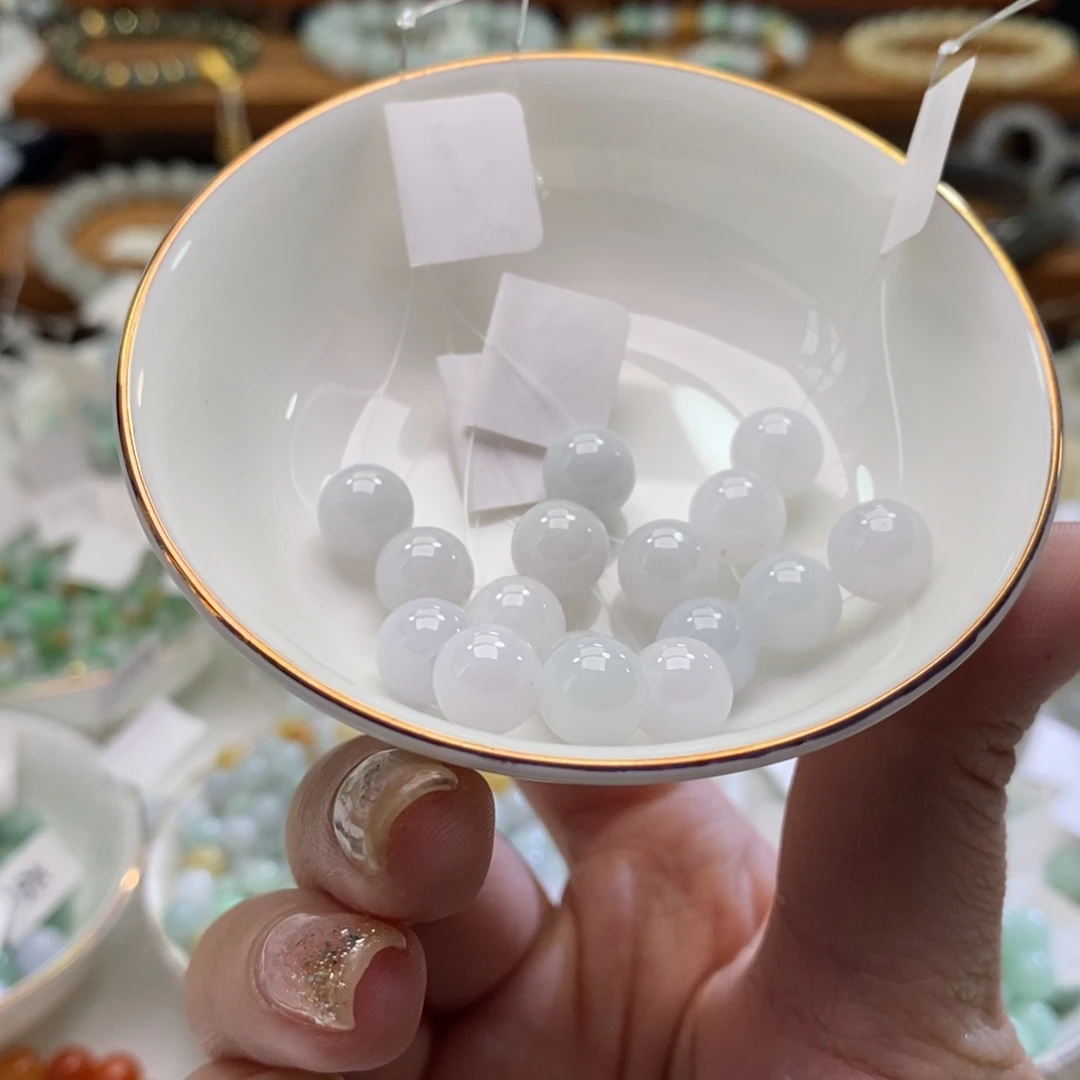 逐***年翡翠未镶嵌手链翡翠d31卡8