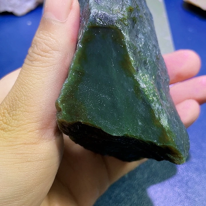 未镶嵌和田玉（糖玉）珠宝半成品