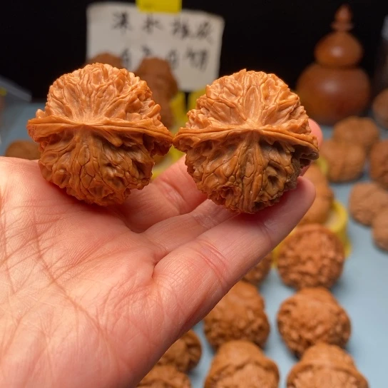 吊坠文玩核桃苹果园精对微瑕 36 35
