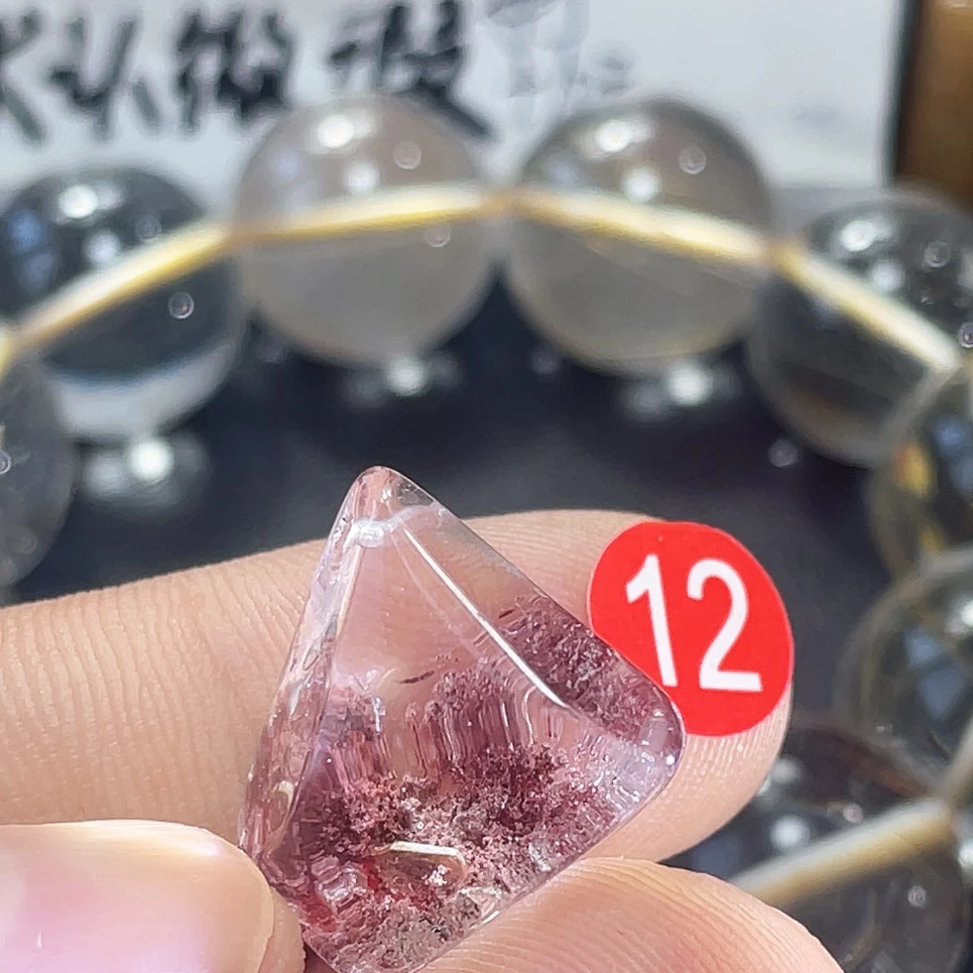 凌***波未镶嵌吊坠(赠链)水晶