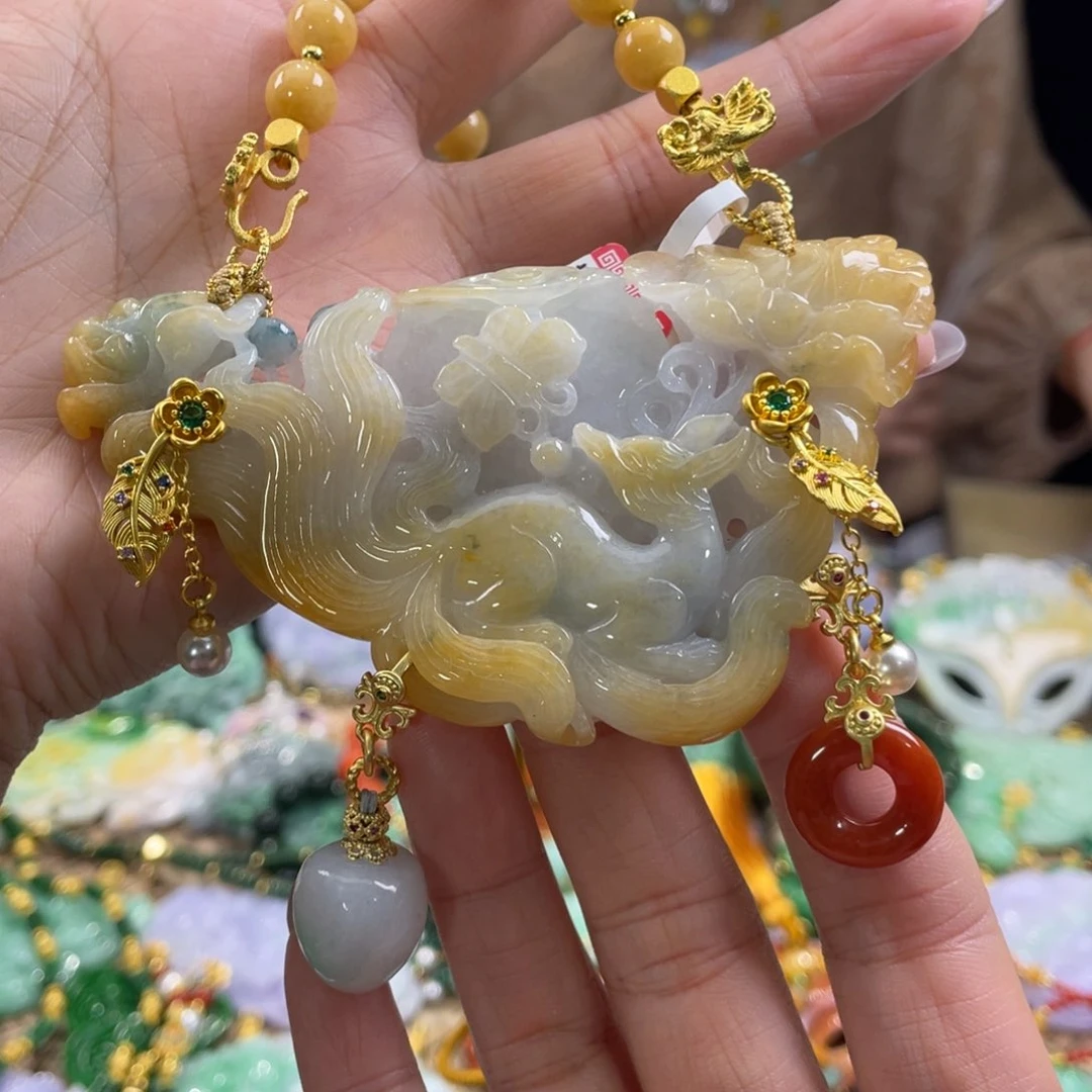 翡翠颈饰未镶嵌代编织