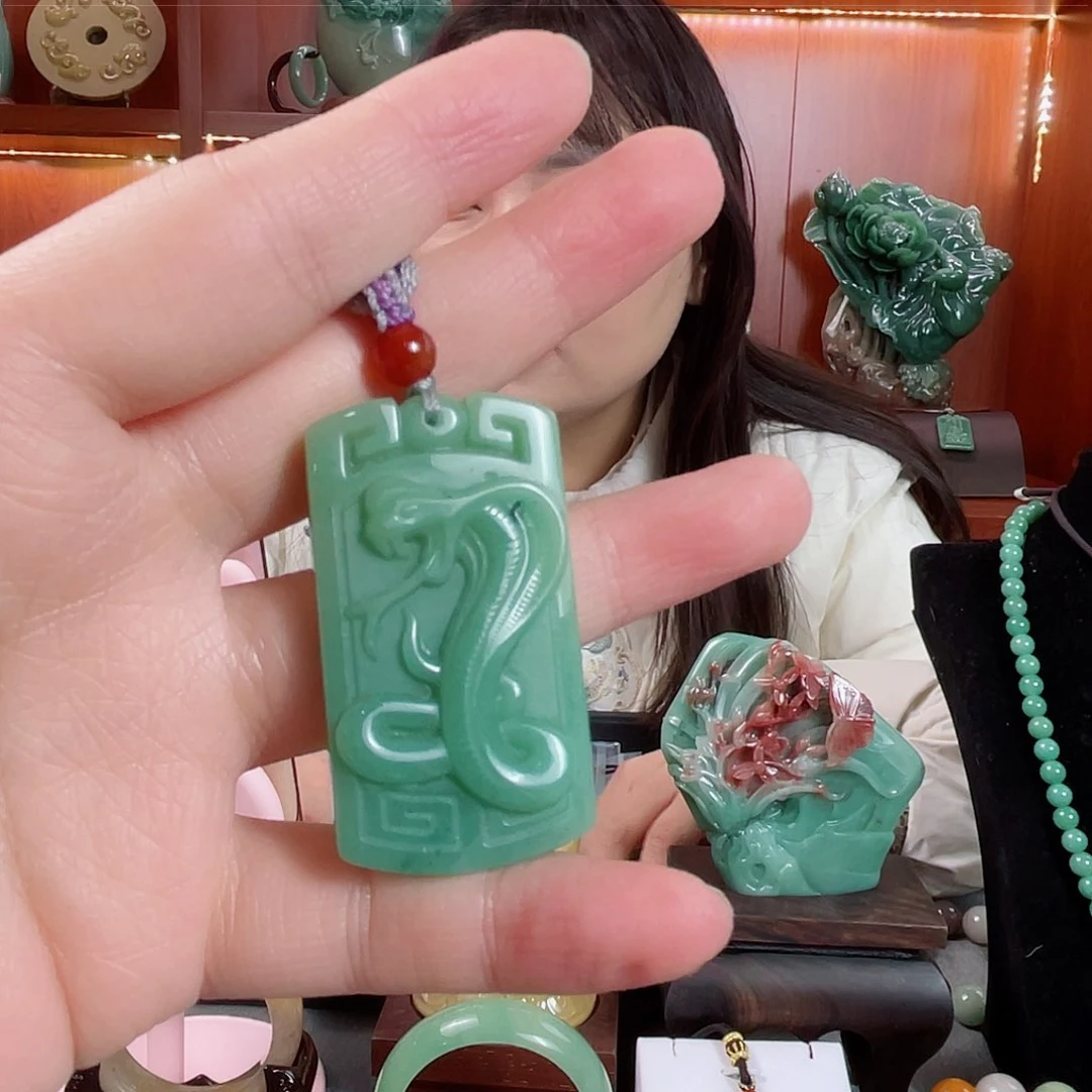石英质玉颈饰未镶嵌>*<