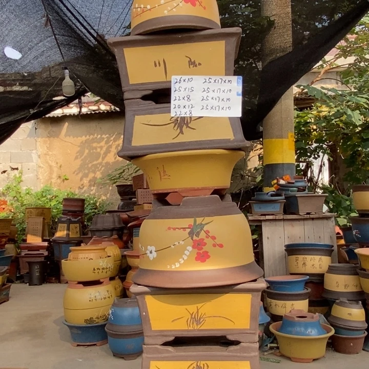 花盆紫砂紫砂艺术学院的学生