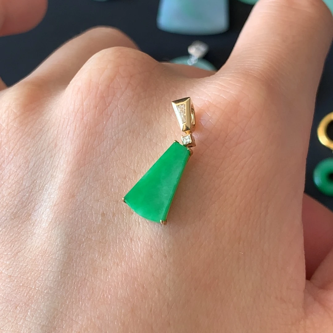 小***兔翡翠18K金镶嵌吊坠(不含链)