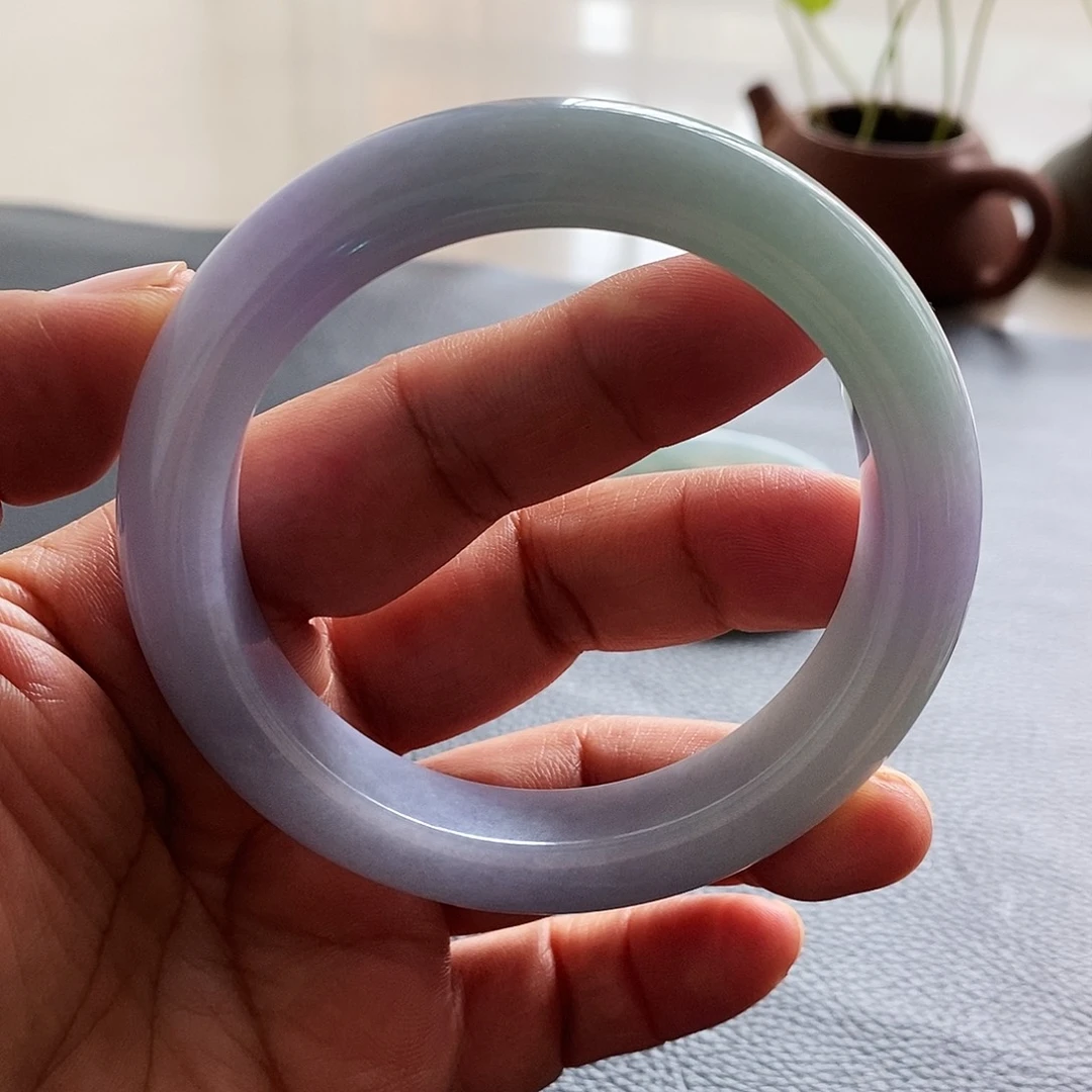 翡翠手镯未镶嵌天然翡翠手镯