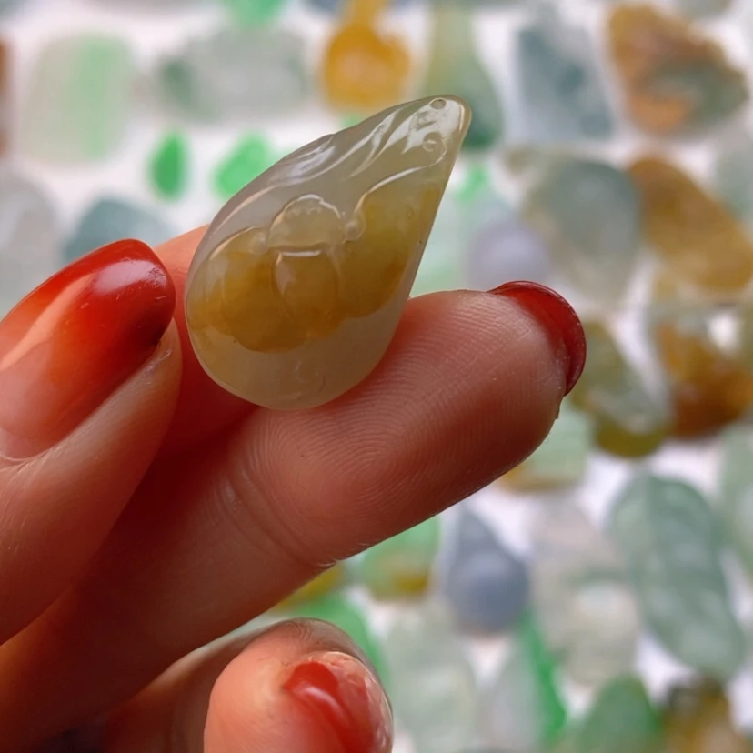 【闪购商品】定制翡翠未镶嵌福贝