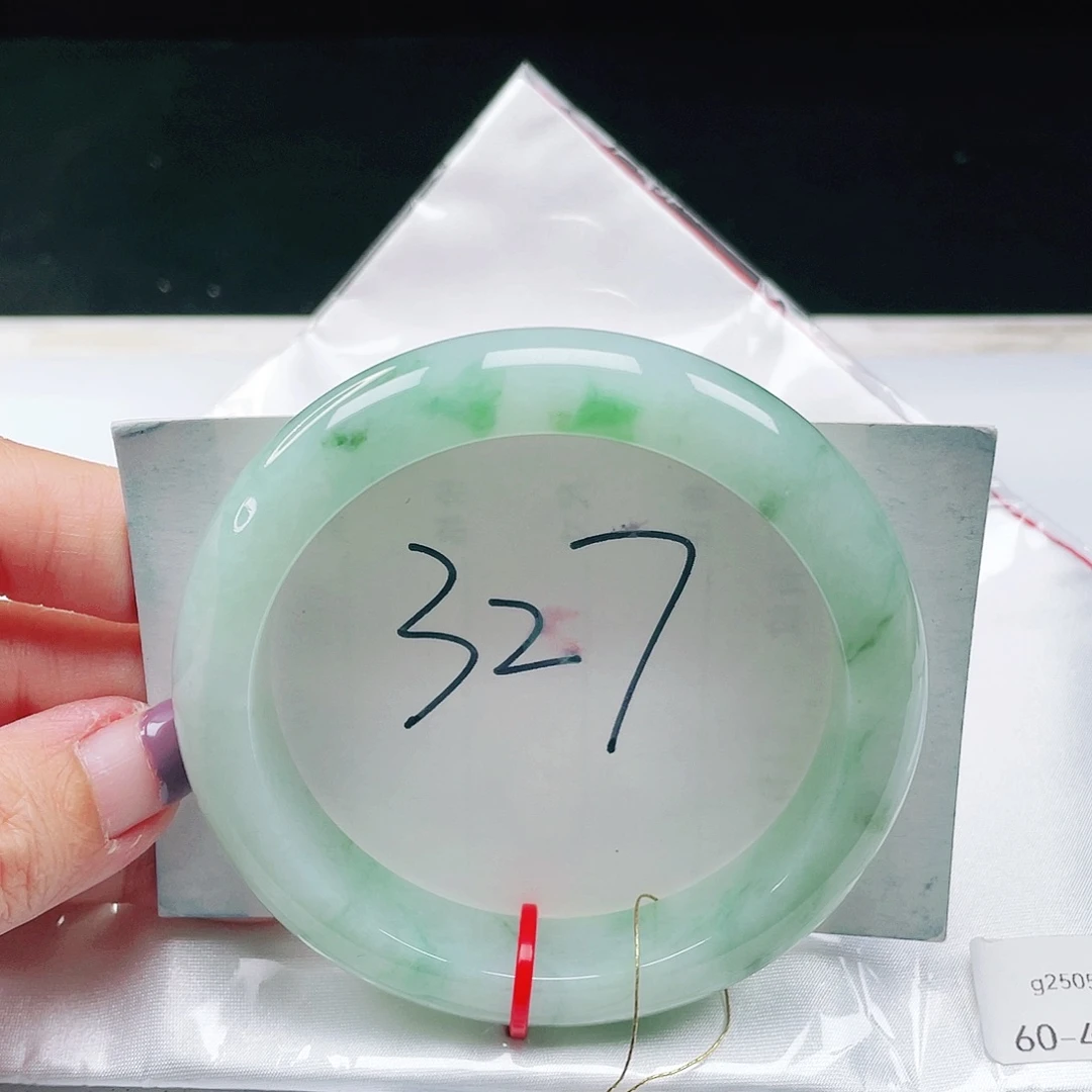 翡翠未镶嵌手镯缅甸翡翠60