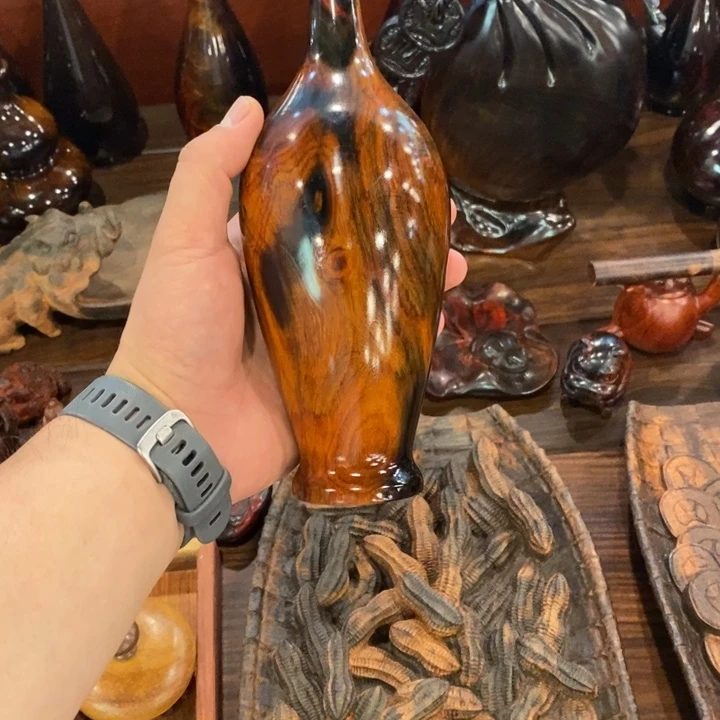 交趾黄檀（大红酸枝）黄酸枝花瓶