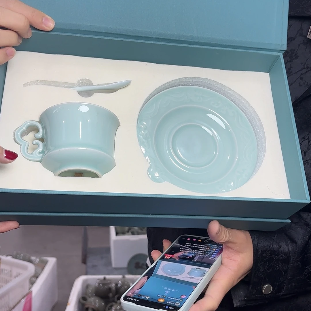 龙泉云间青瓷小米茶器