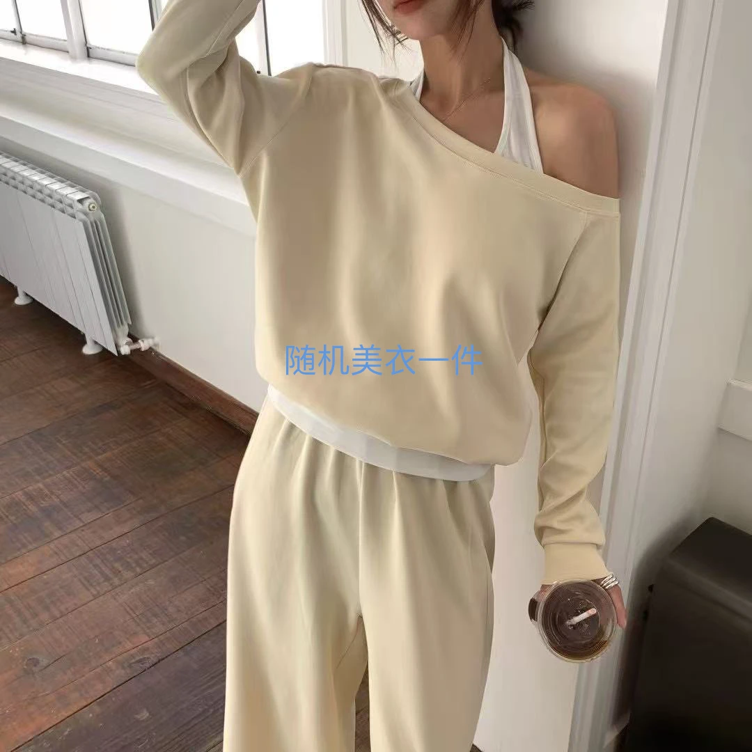una随机美衣一件