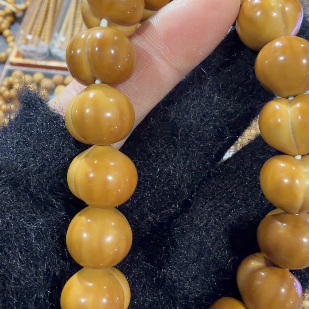 猴头核桃吊坠手工屁桃猴头