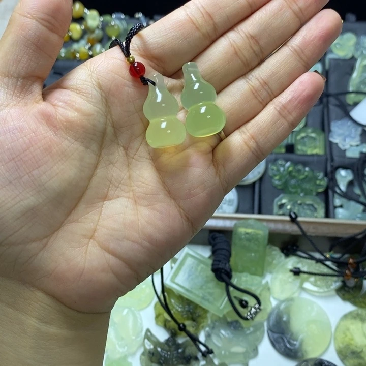 未镶嵌岫玉岫玉葫芦