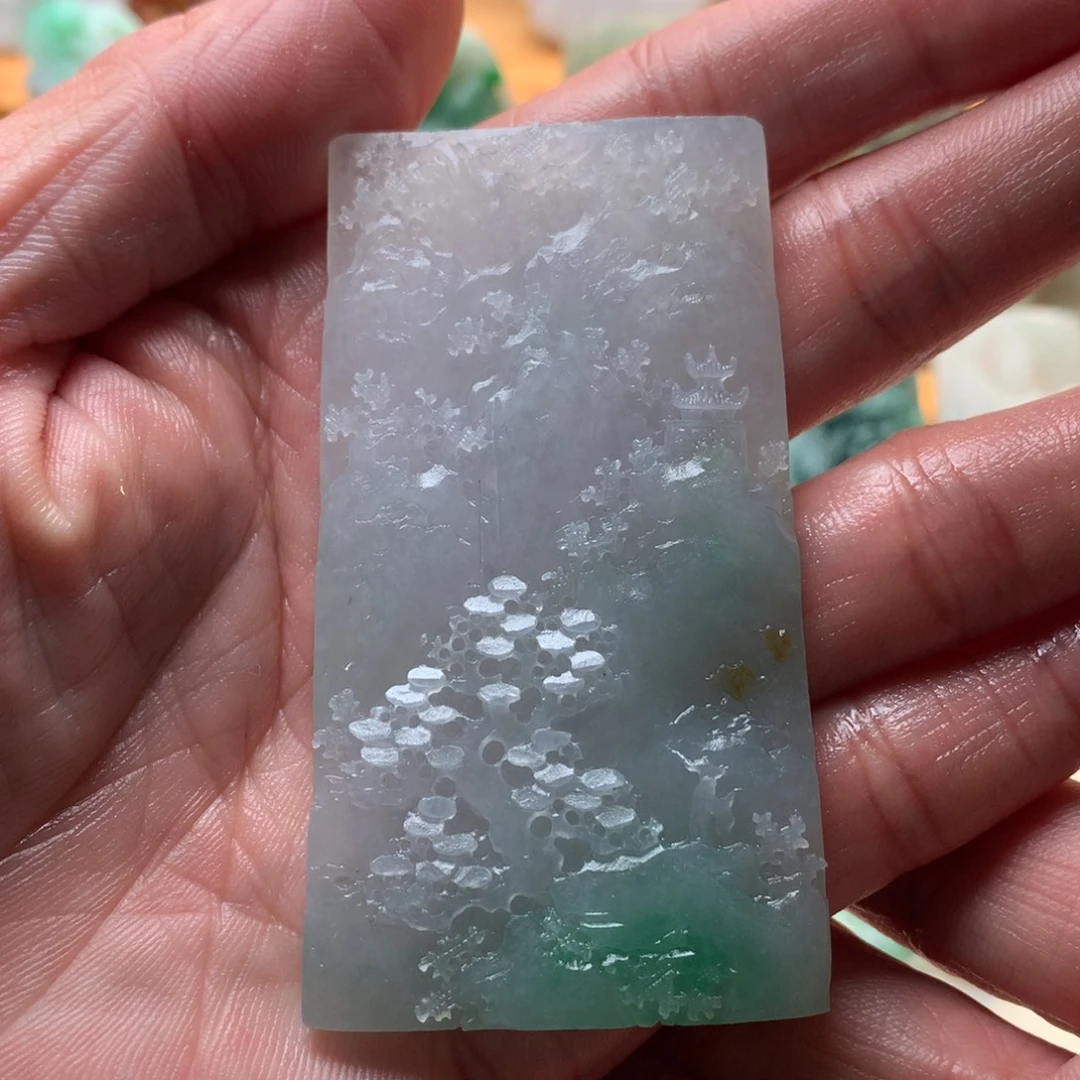 定制翡翠未镶嵌山水