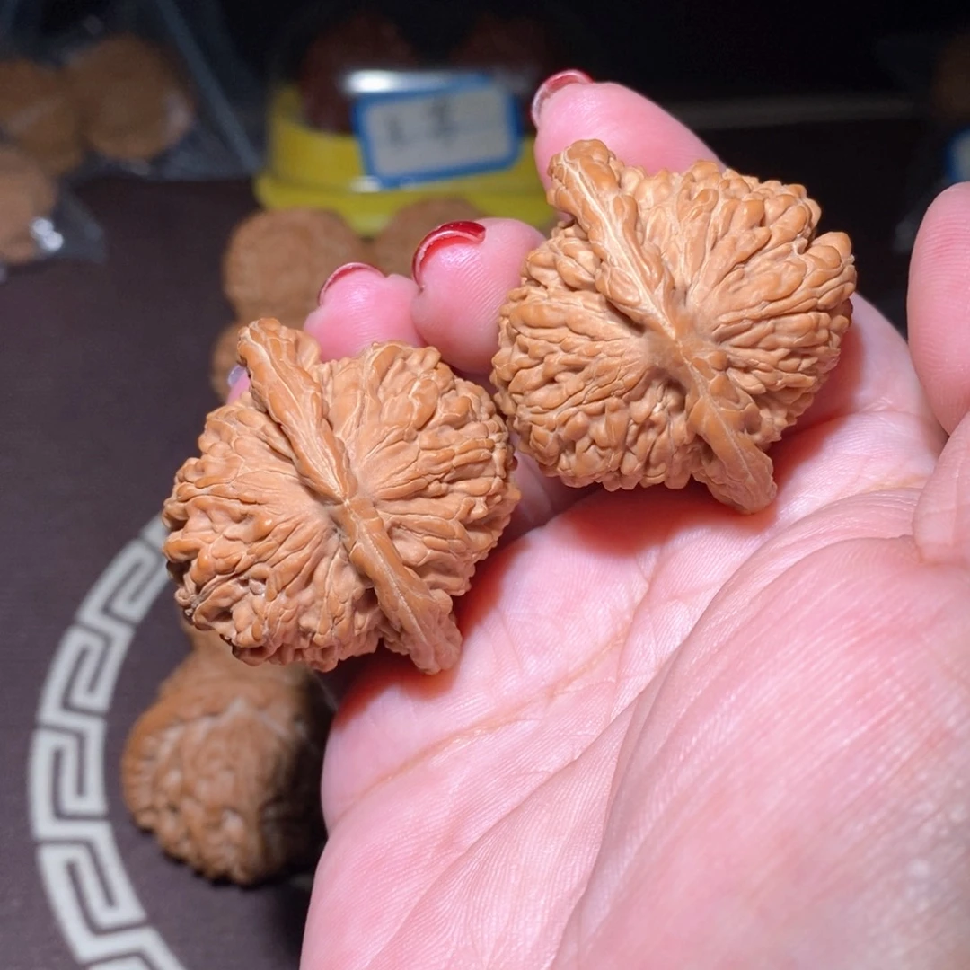 文玩核桃把件平谷楼