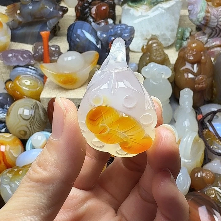 玛瑙/玉髓未镶嵌饰品