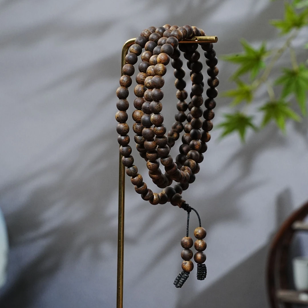 文莱黑棋软丝糖结老料沉香念珠0.56cm13.67g 250728018 B