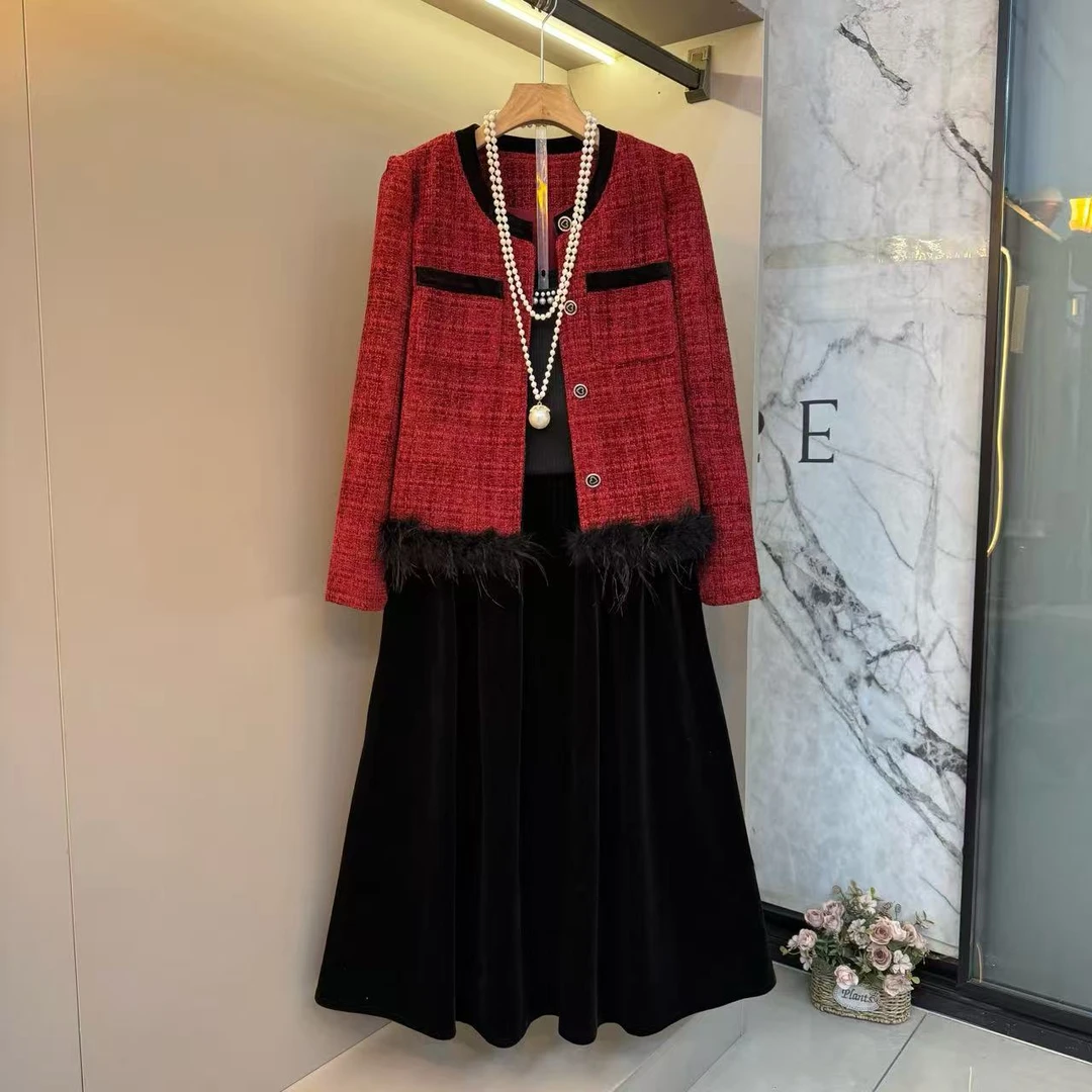 2025秋季新款小香风显贵时尚百搭外套+丝绒半裙洋气显瘦套装3756