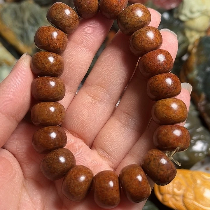 阿***辉未镶嵌岫岩河磨玉（透闪石质玉）挂件