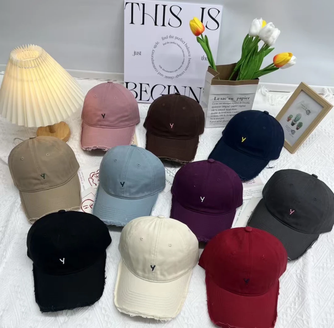 情侣款个性破洞软顶棒球帽