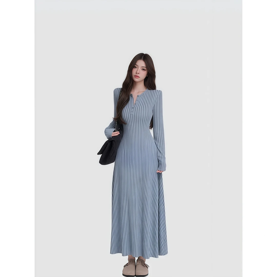 时尚休闲风气质半开领针织连衣裙秋冬季新款高级感收腰显瘦长裙子