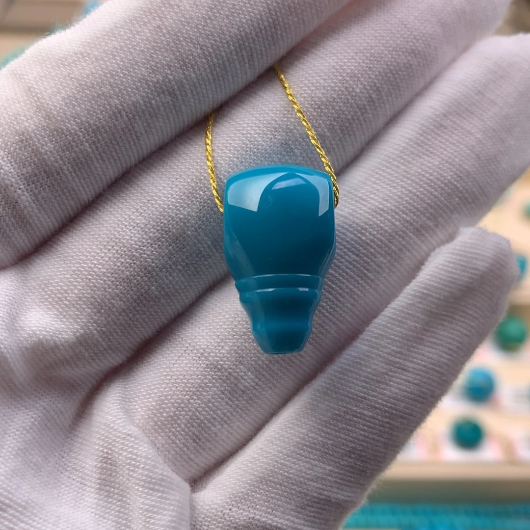 绿松石未镶嵌珠宝奇石12.2