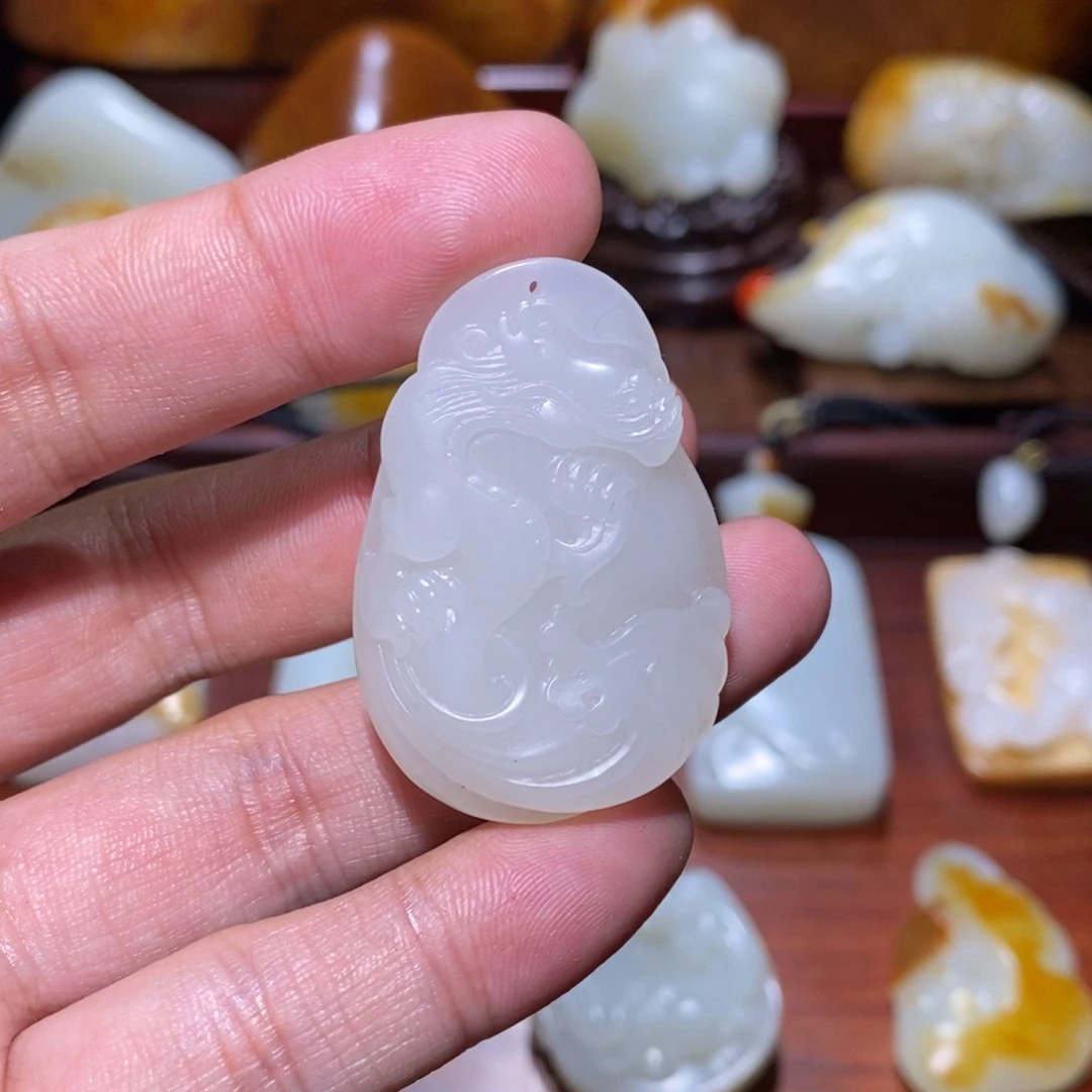 和田玉（子料）未镶嵌颈饰