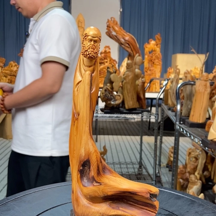 柏木（崖柏）随型摆件