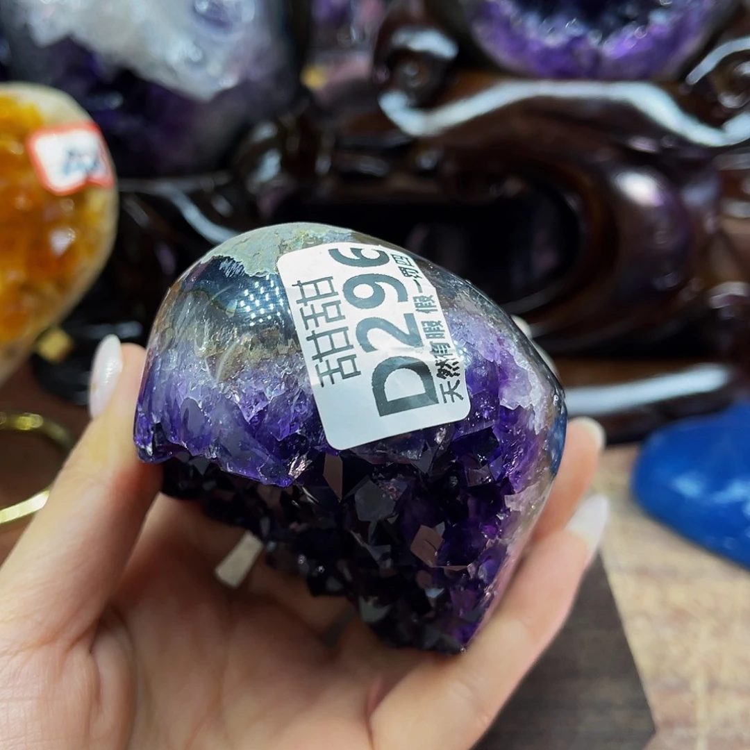 水晶大型摆件未镶嵌