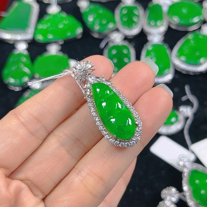 翡翠银S925镶嵌吊坠(不含链)