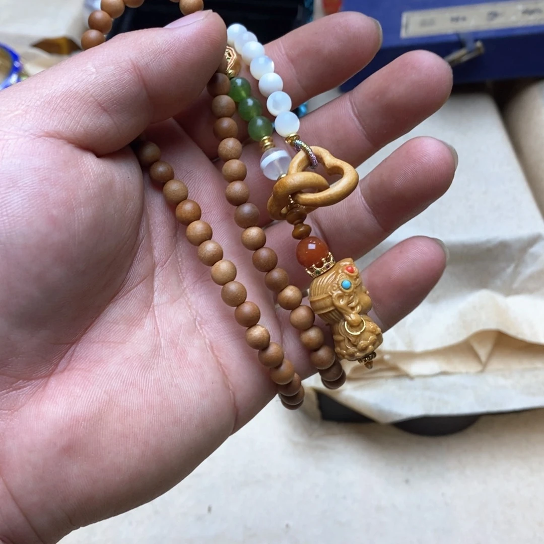 大叶紫檀（黑酸枝木类）